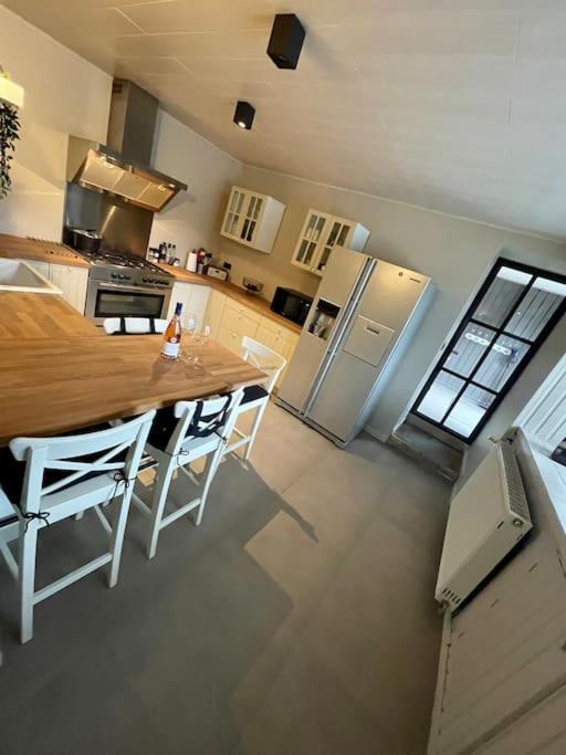 Charmante Maison De Vacances Vaux-sur-Sure ภายนอก รูปภาพ